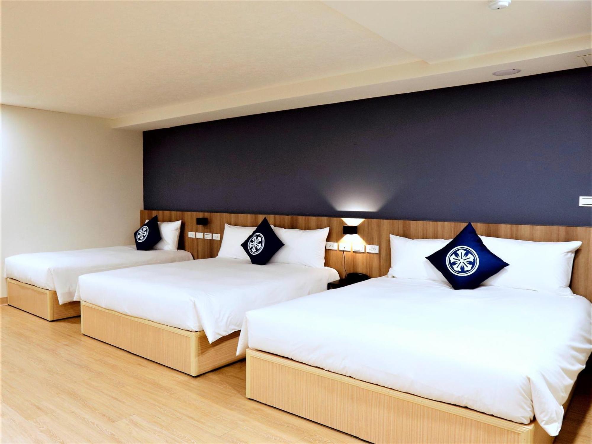 Holo Hotel Тайнань Экстерьер фото